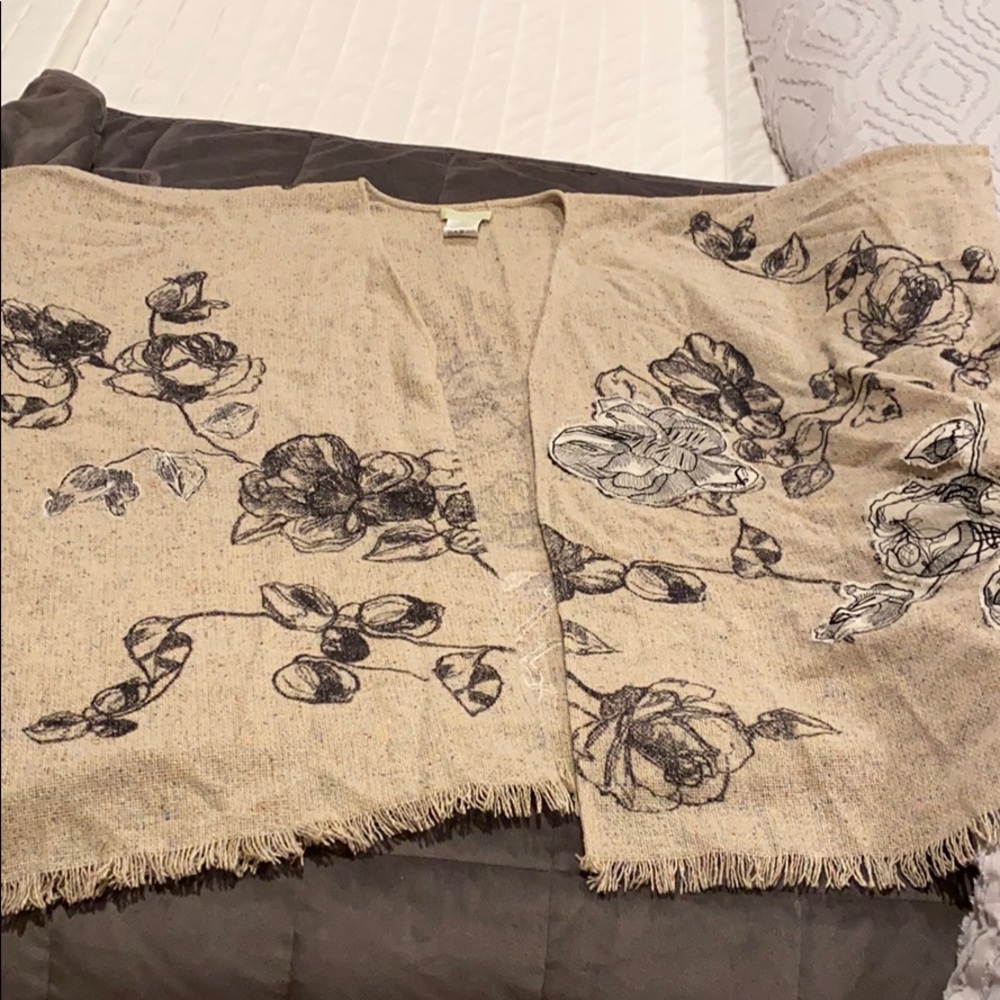 Anthropologie Floral poncho